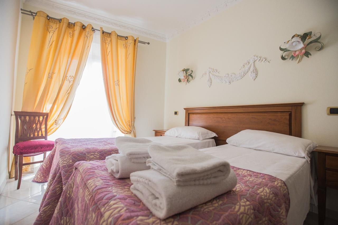 Hotel De Monti Róma Kültér fotó