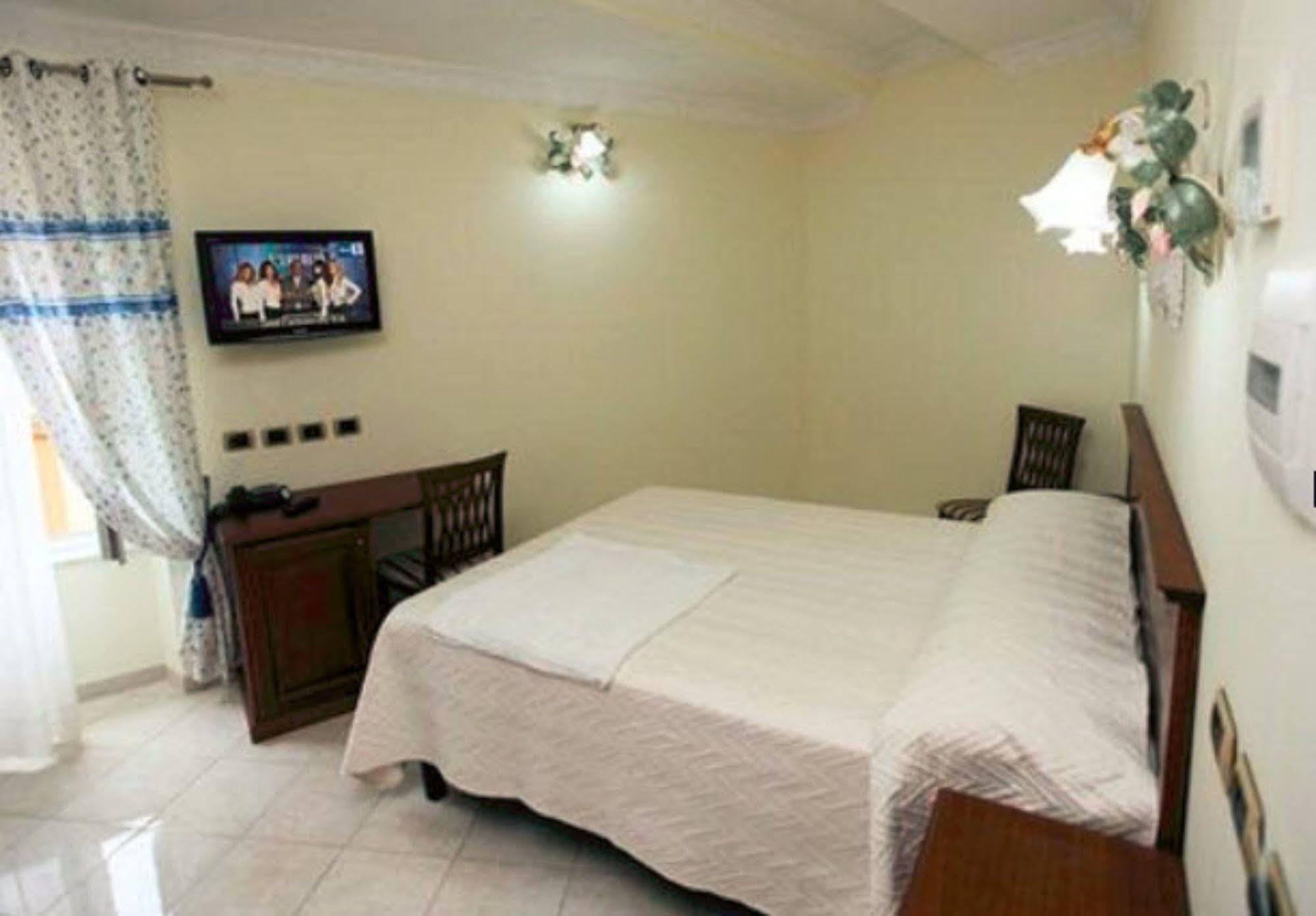 Hotel De Monti Róma Kültér fotó
